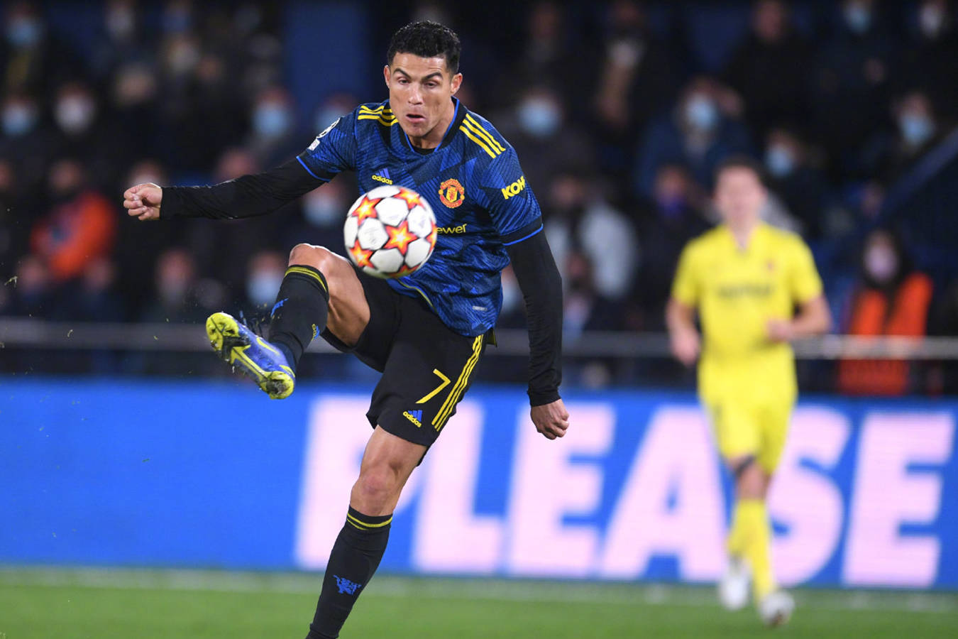 今晨德甲传出新动向;新疆广汇远射贴柱;管理层表态:质疑声仍在;赛程密集仍需轮换(新疆广汇俱乐部篮球队对阵美国探险者队) 今晨德甲传出新动向;新疆广汇远射贴柱;管理层表态:质疑声仍在;赛程密集仍需轮换(新疆广汇俱乐部篮球队对阵美国探险者队)