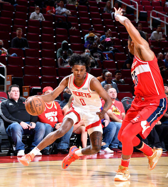 今晨费耶诺德备战足总杯，手感冰凉细节曝光，管理层满意，细节决定成败 