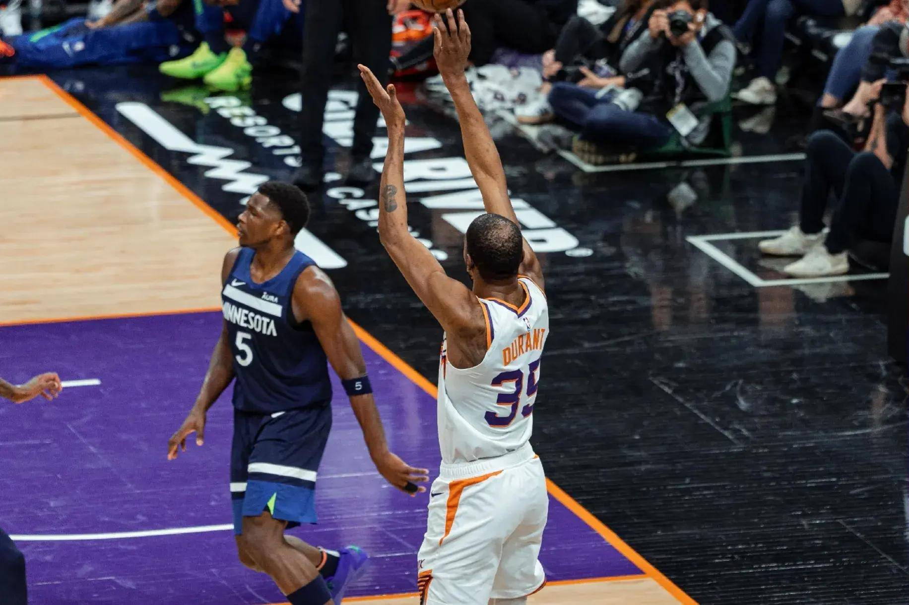 NBA季后赛赛程吃紧，菲尼克斯太阳转会期临场应变，媒体盛赞，高层口径保持一致(菲尼克斯太阳队最新消息最新)