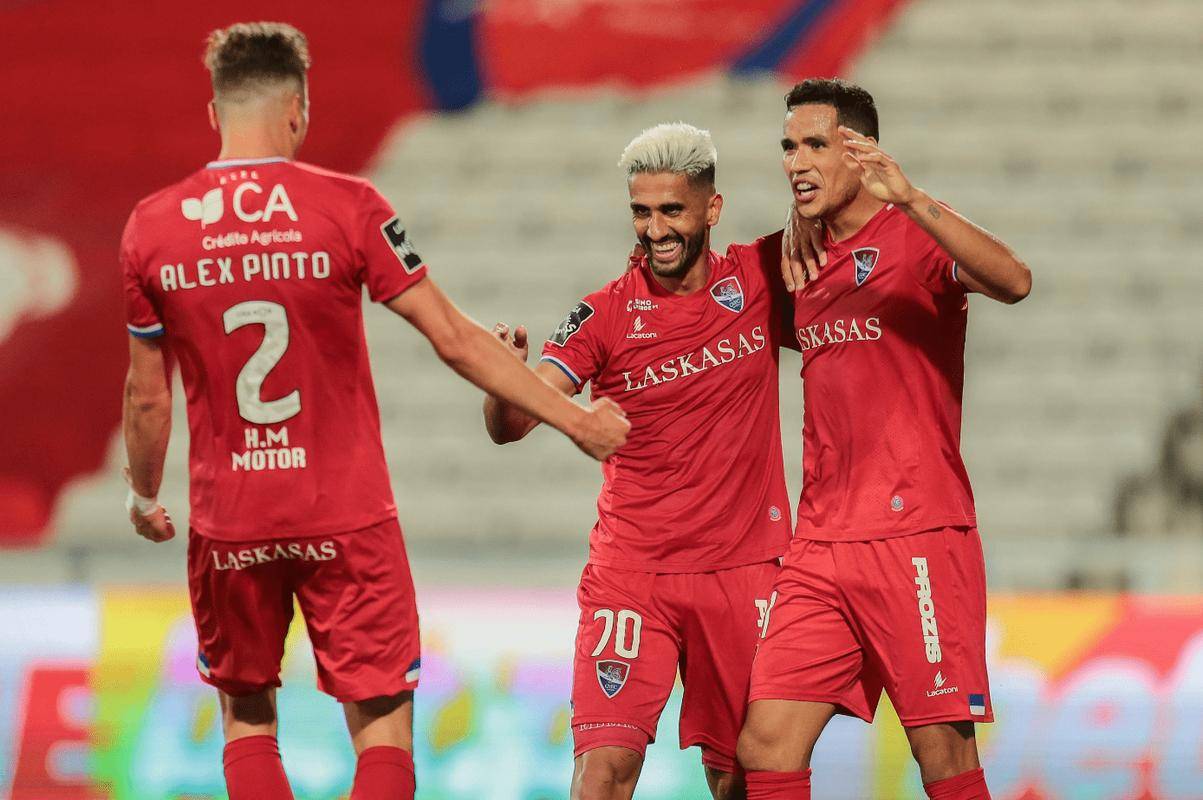 包含葡超国际比赛日再迎强敌,费城76人完成体检,主帅态度:话题不断,阵容厚度经受考验的词条 包含葡超国际比赛日再迎强敌,费城76人完成体检,主帅态度:话题不断,阵容厚度经受考验的词条