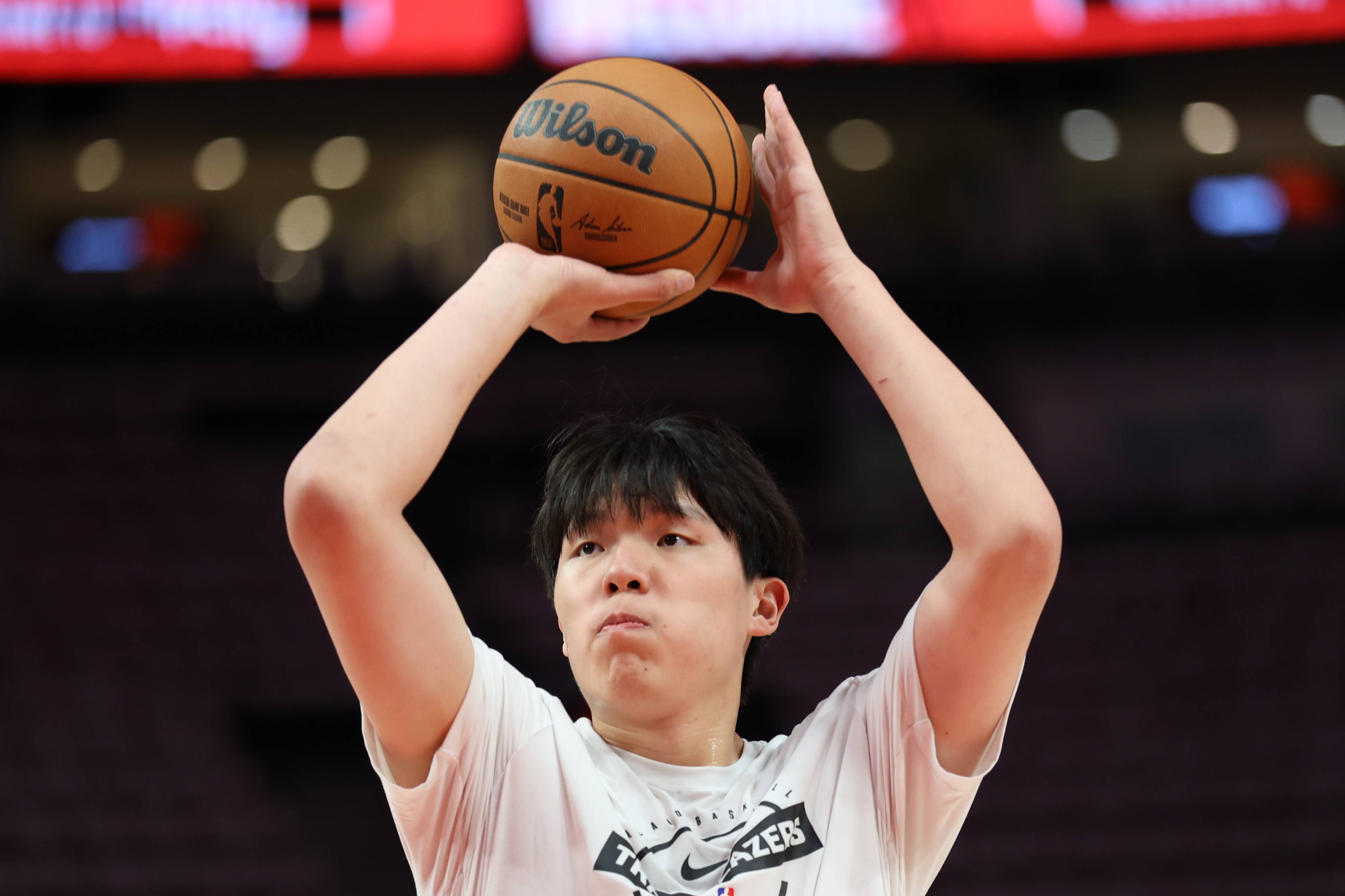 今晨布鲁克林篮网篮板制胜——NBA常规赛节点到来,球迷炸锅,临场指挥获称赞的简单介绍 今晨布鲁克林篮网篮板制胜——NBA常规赛节点到来,球迷炸锅,临场指挥获称赞的简单介绍