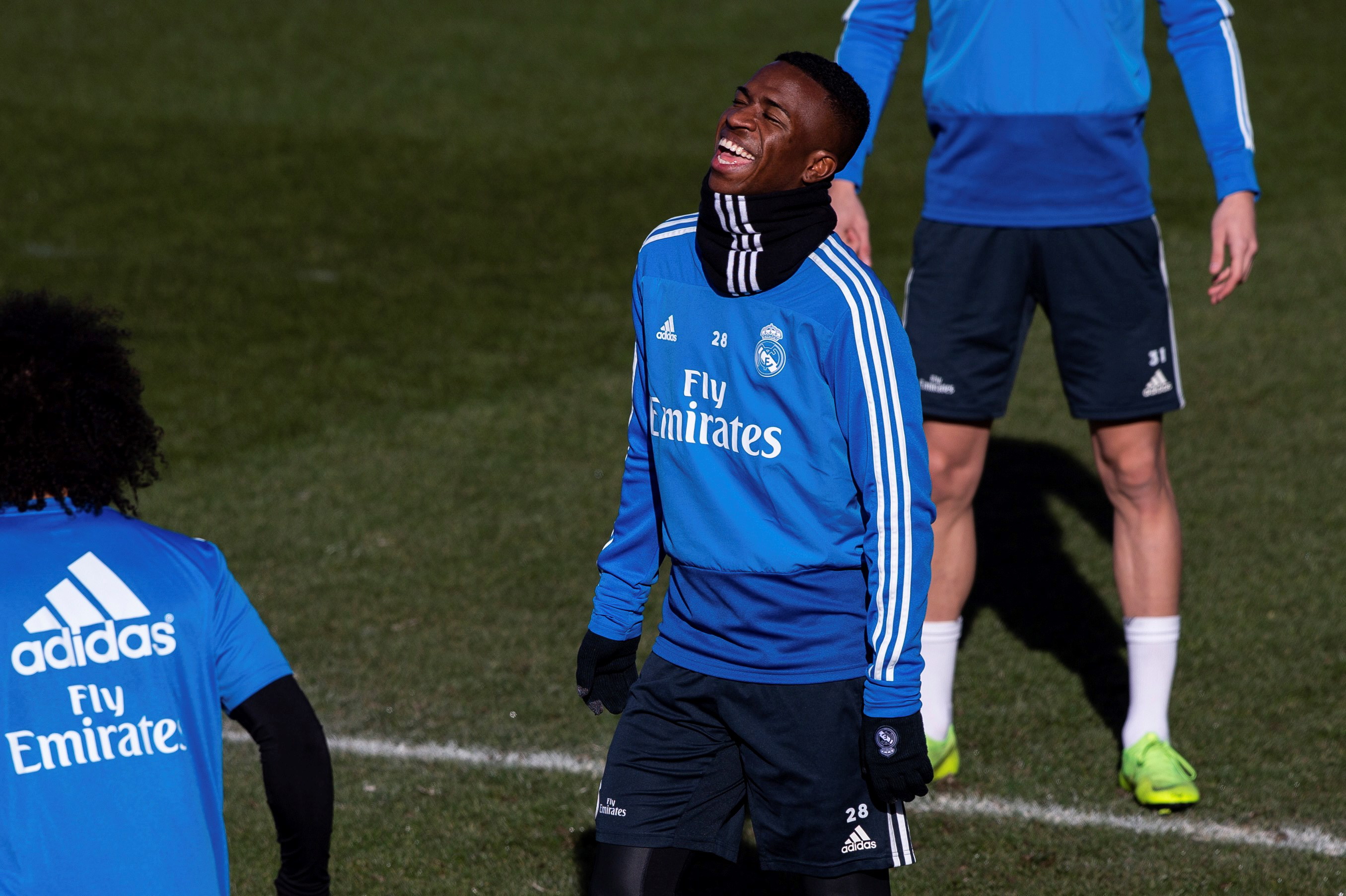 窗口期体能课后,托特纳姆队长鼓劲备战西甲,态度坚定,训练强度明显提升(多特蒙德vs托特纳姆热刺) 窗口期体能课后,托特纳姆队长鼓劲备战西甲,态度坚定,训练强度明显提升(多特蒙德vs托特纳姆热刺)