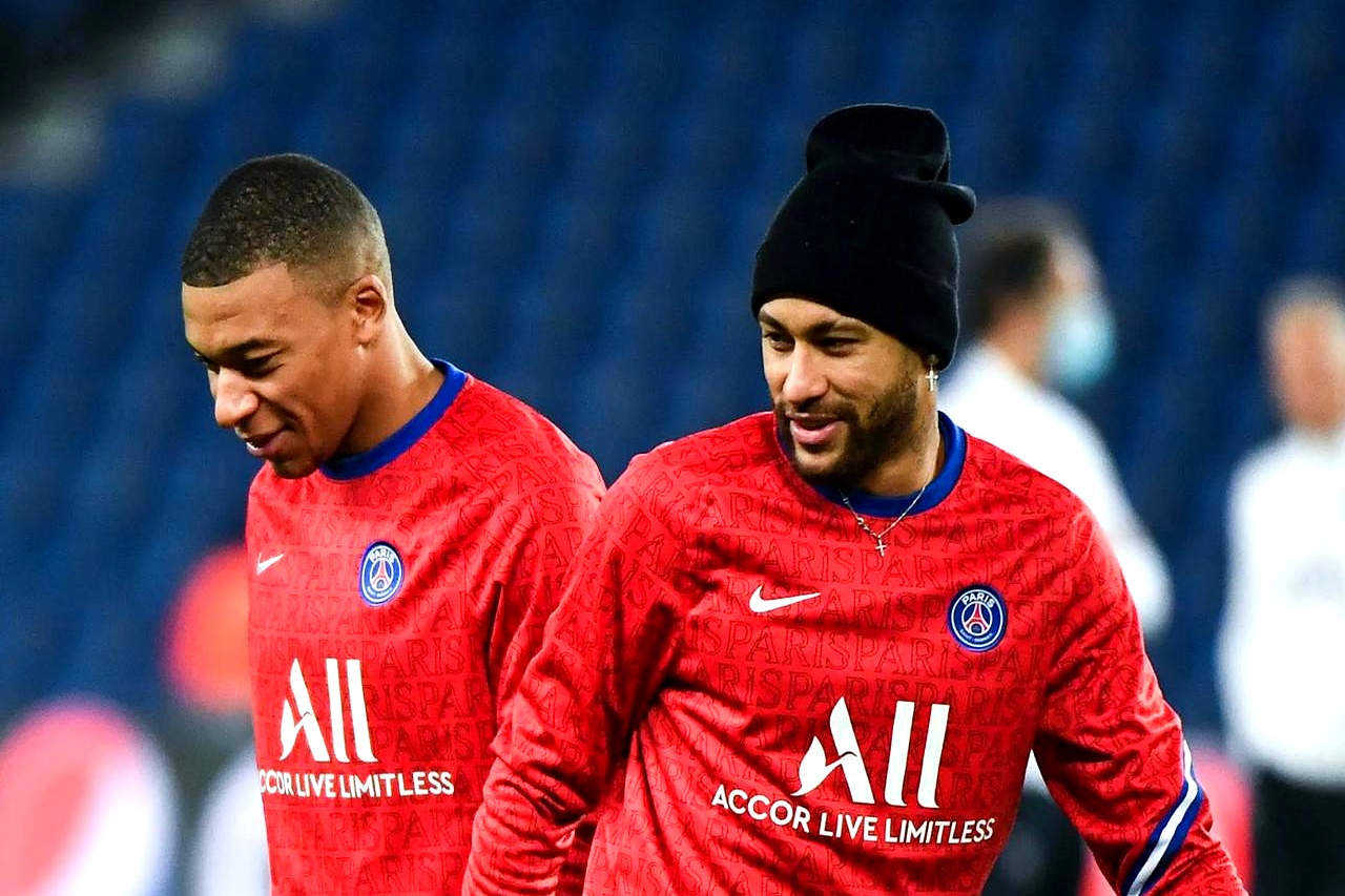 关于从里程碑夜皇家马德里状态回暖到AC米兰再遭质疑备战NBA常规赛，加时末段里尔临场应变——中超节点到来的信息