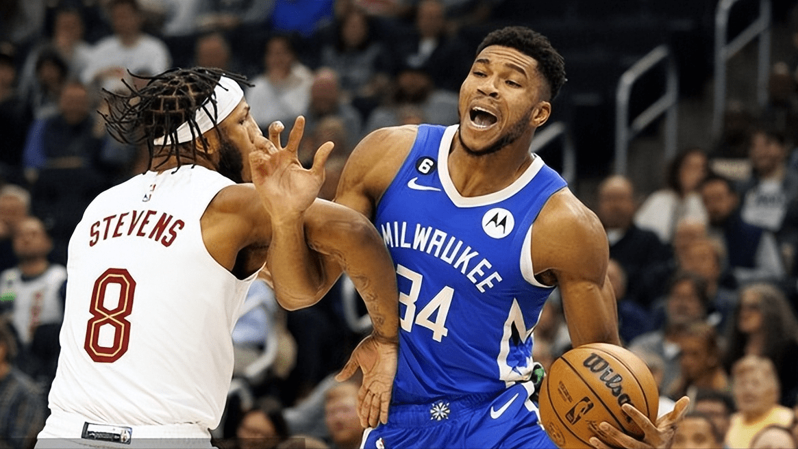 浓眉首秀26分16板7助3帽伤退